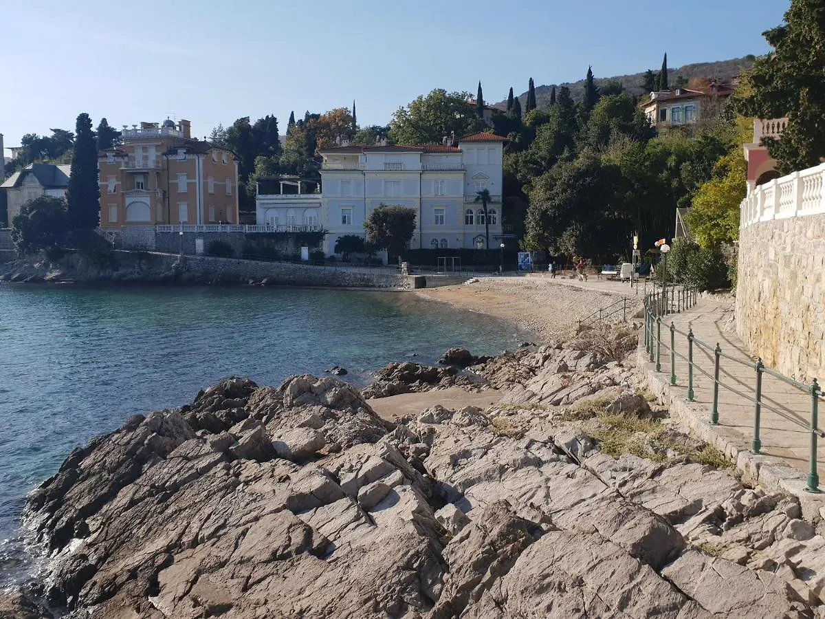 Villa Arentz Residence - Side Sea View Apartments Opatija